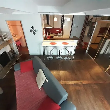 Coquet En Mezzanine Nuit Pour 2 Personnes * Saint-Girons (Ariege)