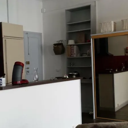 Apartamento Coquet En Mezzanine Nuit Pour 2 Personnes *